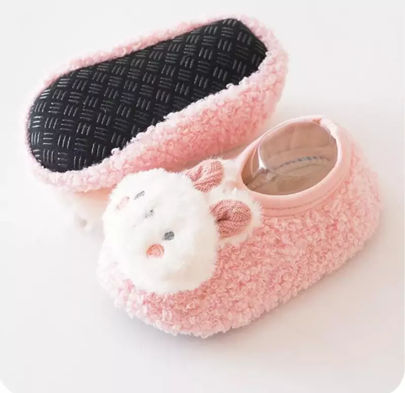 Kaus kaki lantai bayi anti selip, sandal selop hangat musim dingin pola kelinci imut dengan sol lembut untuk bayi balita, kaus kaki jalan