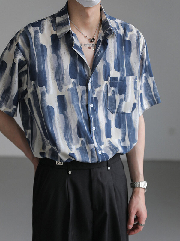 Camicia con stampa modello Vintage per uomo manica corta colletto rovesciato camicie abbottonate uomo estate tempo libero camicia allentata Streetwear