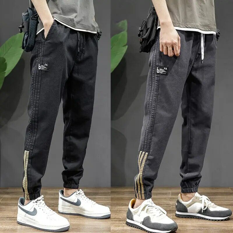 กางเกงคาร์โก้ผูกเชือกเอวลายทางของผู้ชาย, กางเกงแฟชั่นสไตล์เกาหลีมีกระเป๋าแบบปะใหม่2023