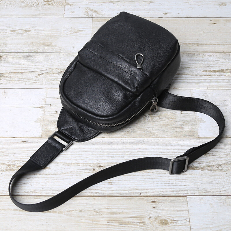 New Men's Leather Chest Bag Soft Leather  Crossbody Bag Outdoor Leisure Crossbody Backpack Top Layer Cowhide Chest Shoulder Bag