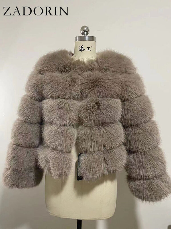 Женское зимнее пальто из искусственного лисьего меха с длинным рукавом