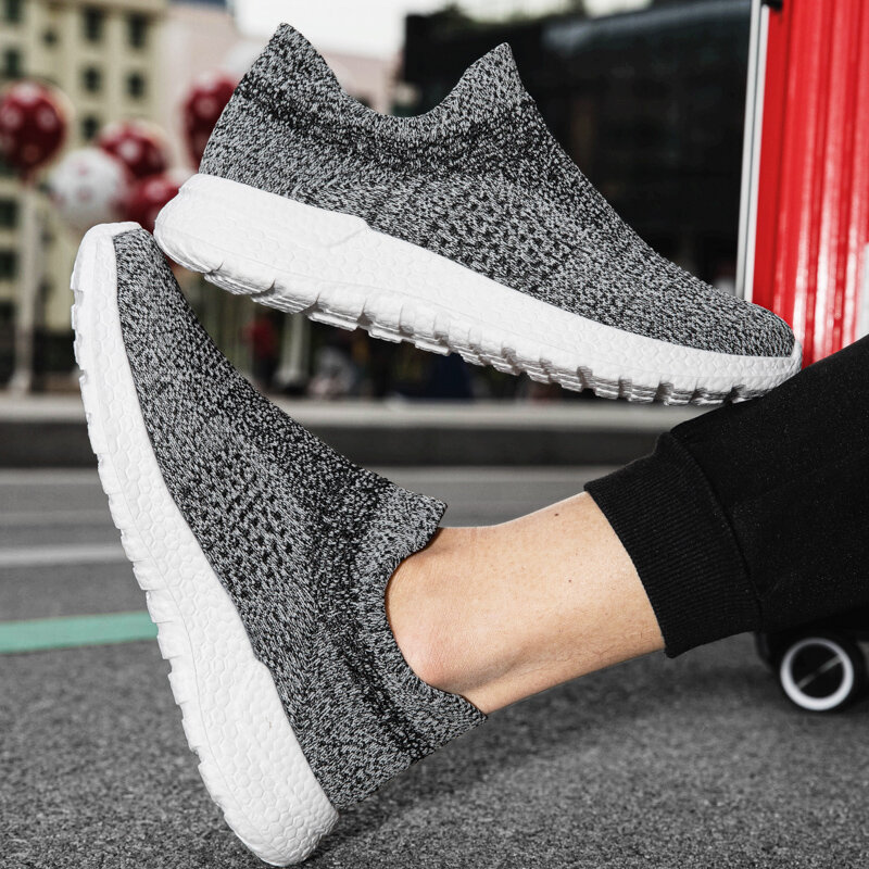 2022 Men's Casual Shoes Fashion Men's Sneakers Popcorn Breathable Running Shoes PU Linen Mesh Shoes Adult Overfoot Socks Shoes