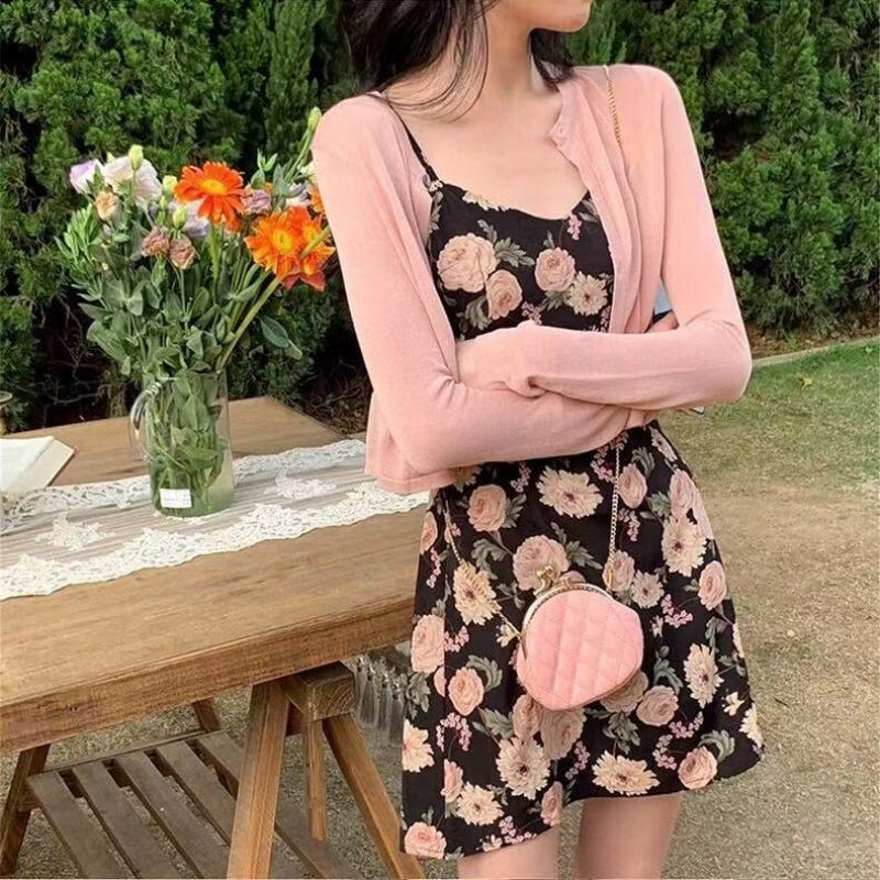 2024 lato nowy duży damski francuski kwiatowy sukienka z halką na ramiączkach różowy sweter dwuczęściowy komplet w stylu zachodnim zestaw zestawy sukienek