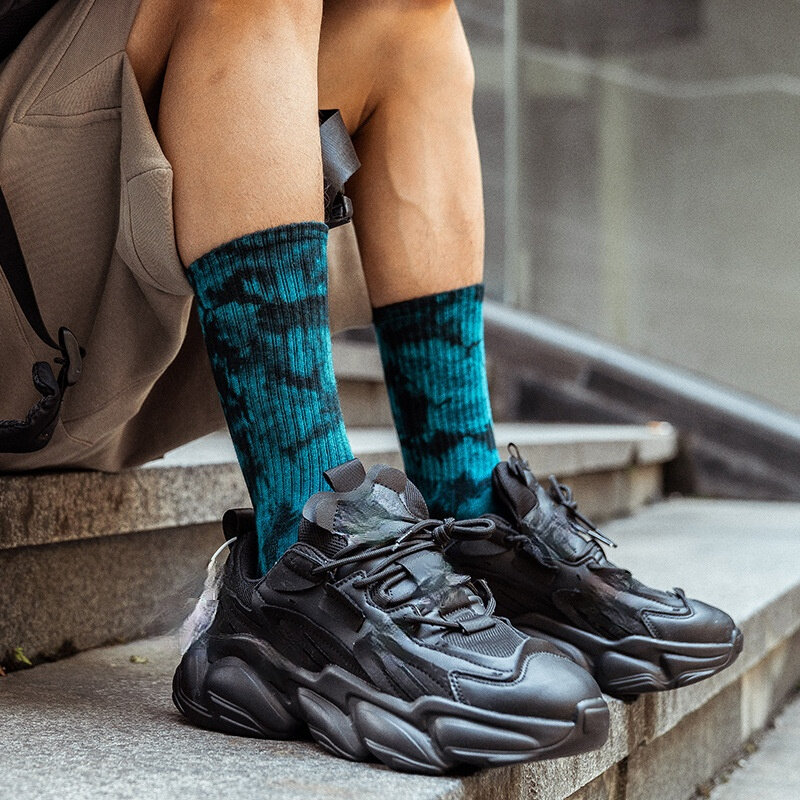 Calzini Tie-dye calzini in cotone da uomo e da donna calzini High-cut Ins Street Tide calzini da coppia a tubo lungo da Skateboard europei e americani