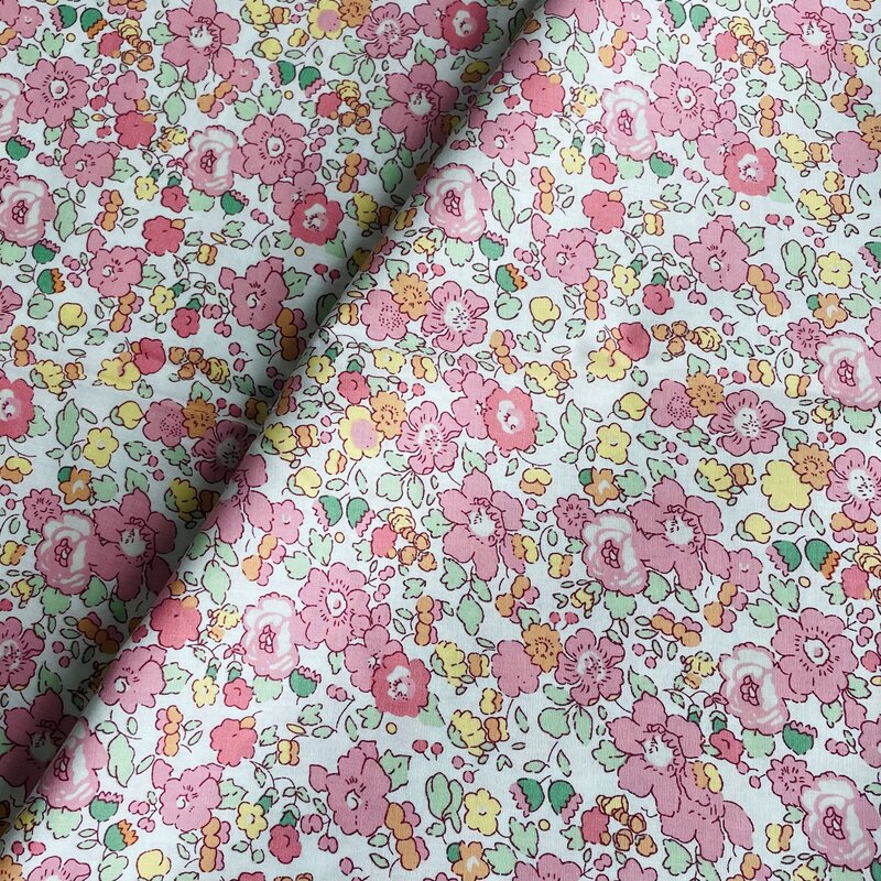 Betsy Floral algodão tecido para crianças, Patchwork medidor, pano de costura, vestidos, saia, DIY, Handmade Designer, 60s Tissue liberdade