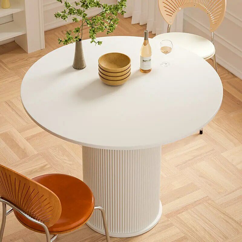 โต๊ะกาแฟหินอ่อนทรงกลมสุดหรูโต๊ะกาแฟดีไซน์เนอร์ขนาดเล็กสำหรับลานบ้านของเมซ่าเดอเซ็นโตรบลองก้า