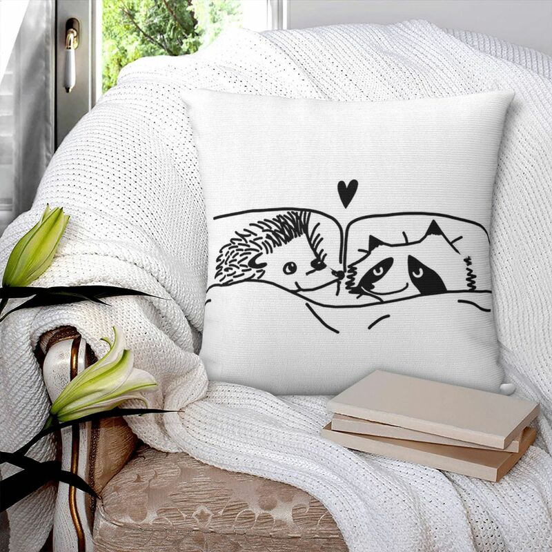 Funda de almohada cuadrada con dibujo de erizo y mapache, decoración de cojín de poliéster, cómoda, para el hogar y el coche