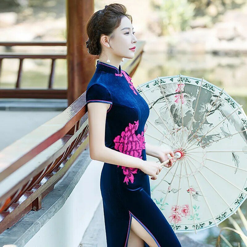 Qipao-vestido de terciopelo de manga corta para mujer, Cheongsam Retro chino, estilo tradicional, vestido de fiesta de noche, 5XL
