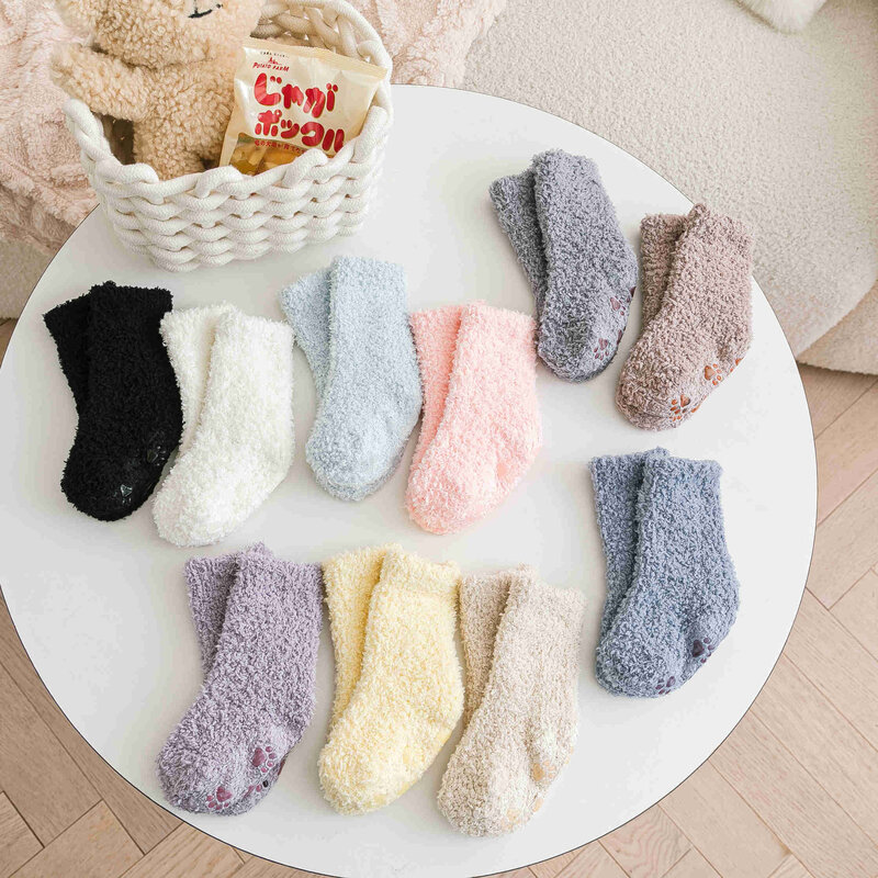 Зимние детские носки из кораллового флиса, рождественские плотные теплые нескользящие носки для новорожденных девочек и мальчиков, носки для пола в помещении