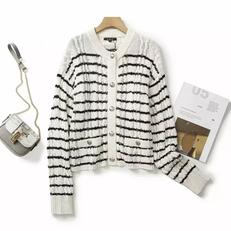 Women's 2023 Fashion Exquisite Button Loose Stripe Knit Cardigan Sweater Retro Long Sleeve O-neck Women's Coat Chic Top