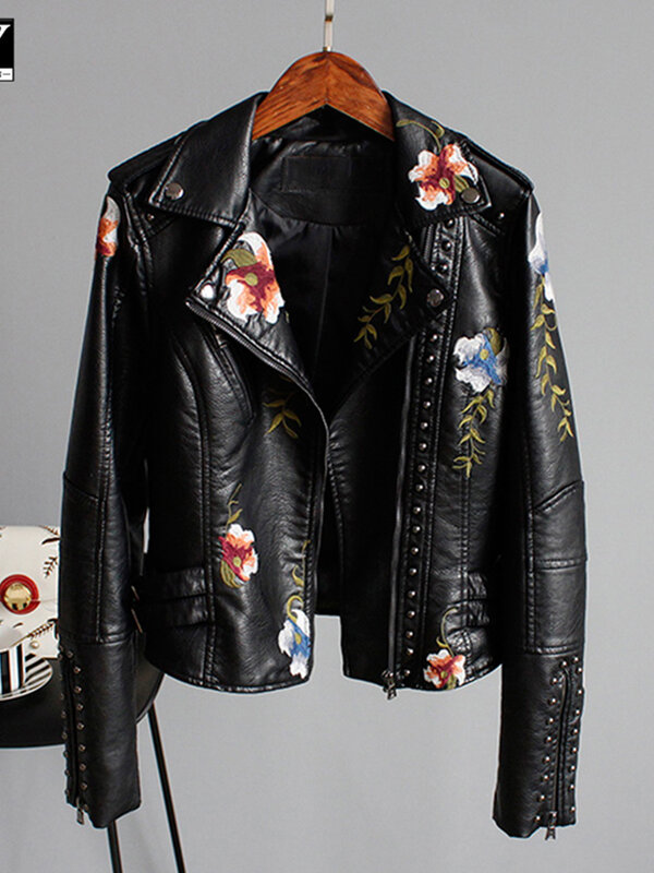 女性のための花柄の刺繍が施された柔らかい合成皮革のオートバイのジャケット,黒いパンク