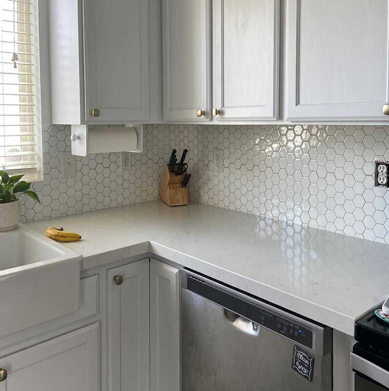 Premium Hexagon Tile Stickers Peel And Stick 3D Brick Design Wallpaper Strong Adhesive Stick On Kitchen And Bathroom Backsplash