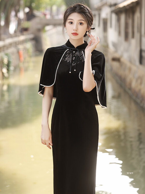 2024 Autumn/Winter New Hualuo Qipao Dress with 3/4 Sleeves Improved Side Eight Button Double layered Qipao