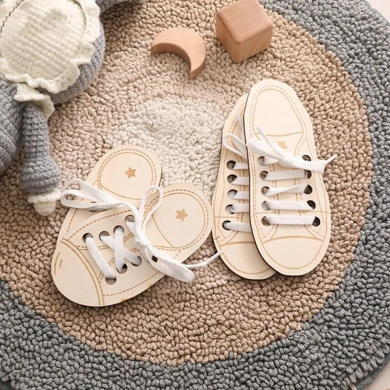 Montessori Teaching Aids Wooden Lacing Shoe Toy Learn to Tie Laces Toy Tying Shoelaces Boards Montessori Educational Toy