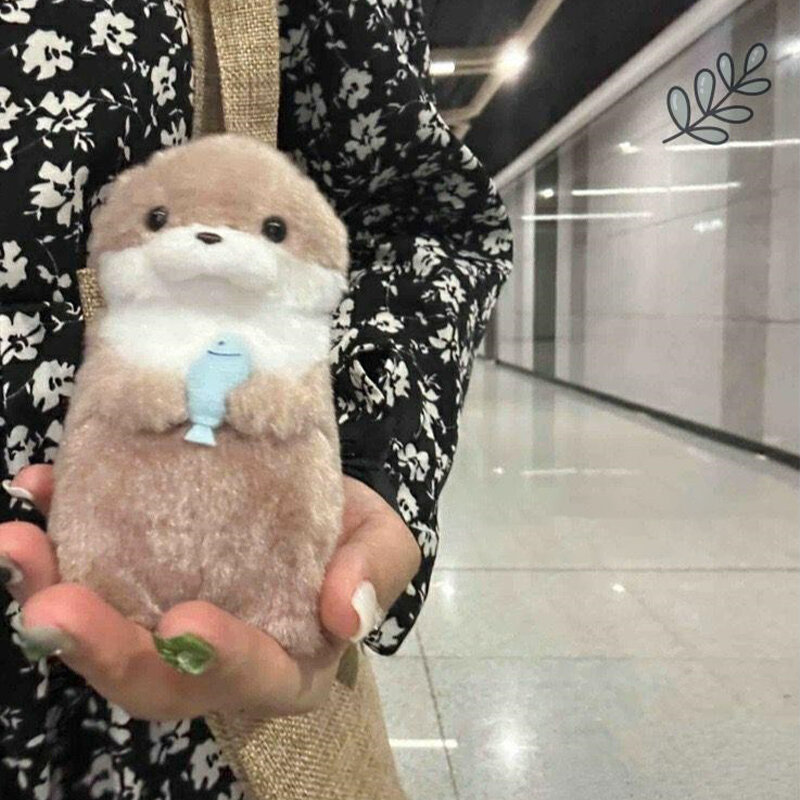 Cute Otters Holding Fish Plush Keyrings Lightweight Hanging Pendant Props For School Bag Key Wallet