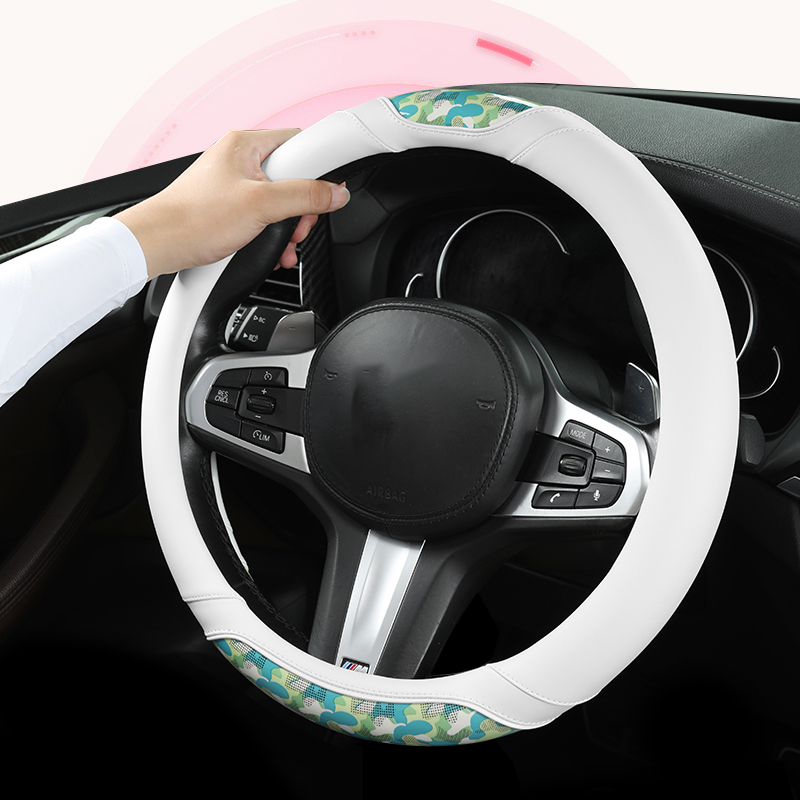 PKQ High-end Carbon Fibre Steering Wheel Cover for 14.5-15 inch Steering Wheel Real Leather Steering Wheel Cover for Men Women