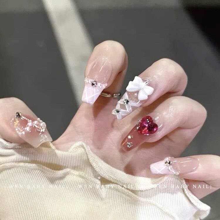 Roze Engel Handgemaakte Nagels Pers Op Volledige Omslag Manicuree Hart Diamant Valse Nagels Draagbaar Kunstmatig Met Gereedschapsset