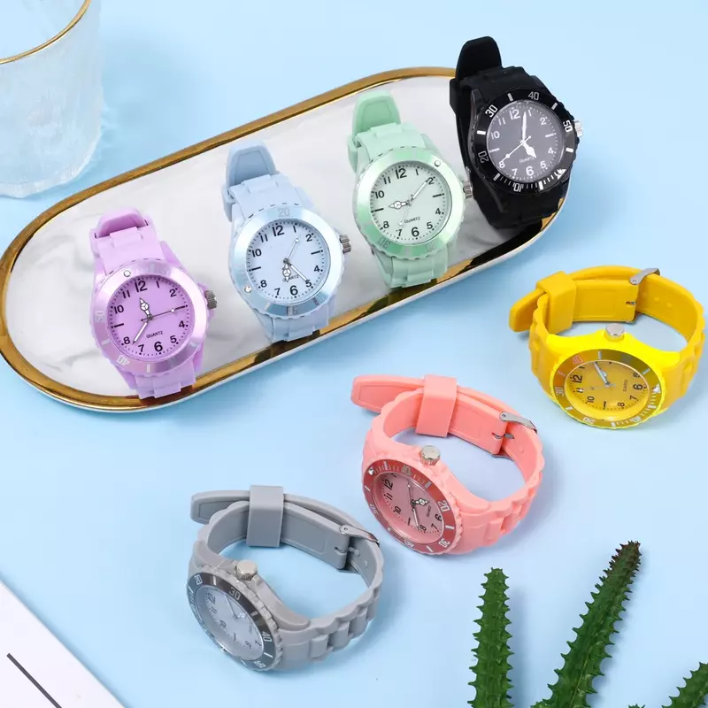 Montre à quartz électronique en silicone pour femme, montres décontractées pour femme, montres-bracelets classiques pour étudiant, horloge vintage pour femme, couple, mode