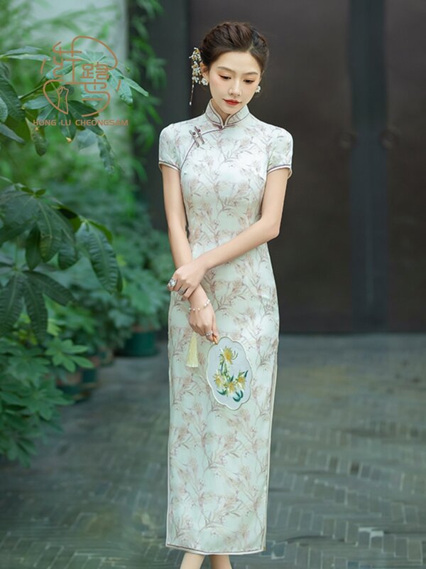 Gaun pernikahan sutra Cheongsam gaya Tiongkok, gaun pernikahan Tiongkok Qipao kualitas tinggi baru 2024