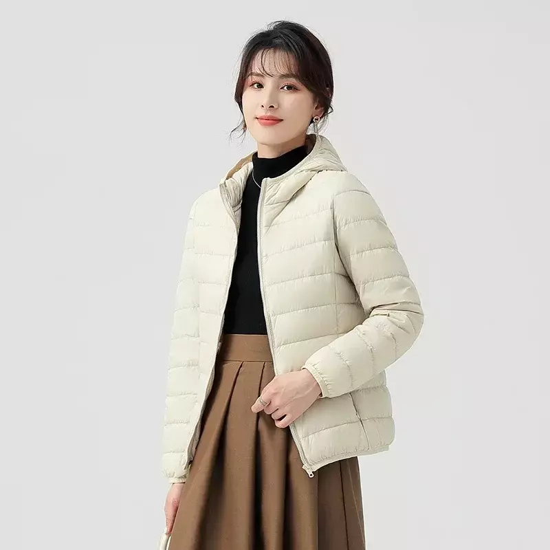 Piumino Casual portatile da donna invernale giacca da esterno con cappuccio antivento e Versatile giacca da donna Slim-fit isolata