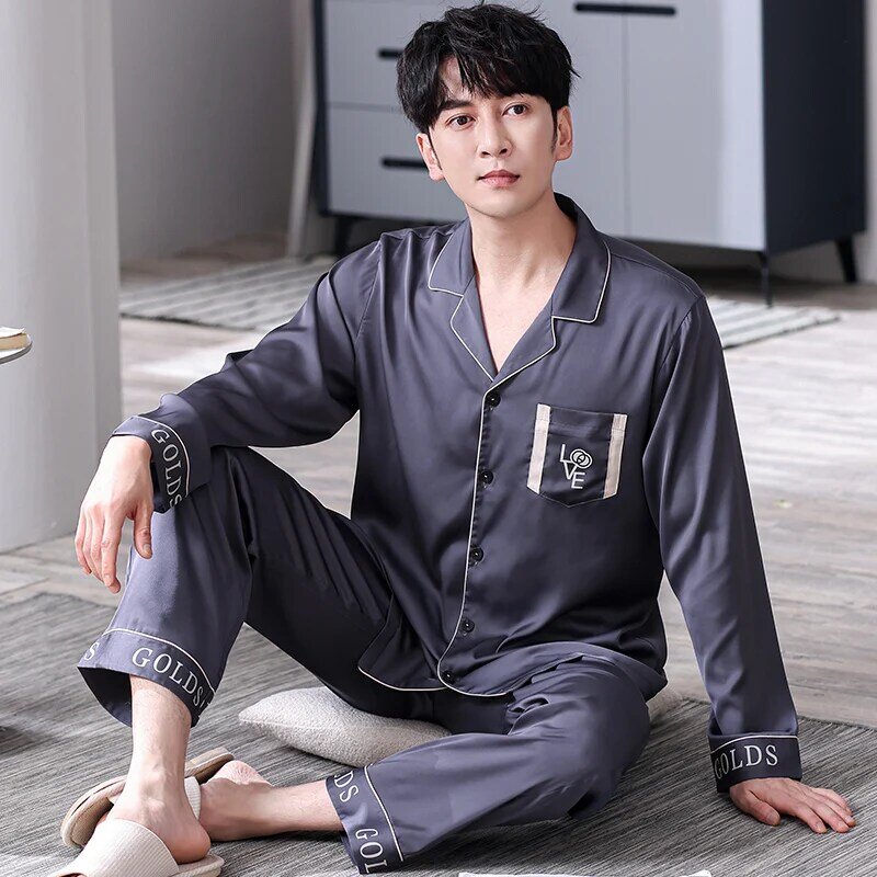 Jedwabna nowa męska piżama sweter w jednolitym kolorze sprężyna przycisku i jesiennego męskiego domu