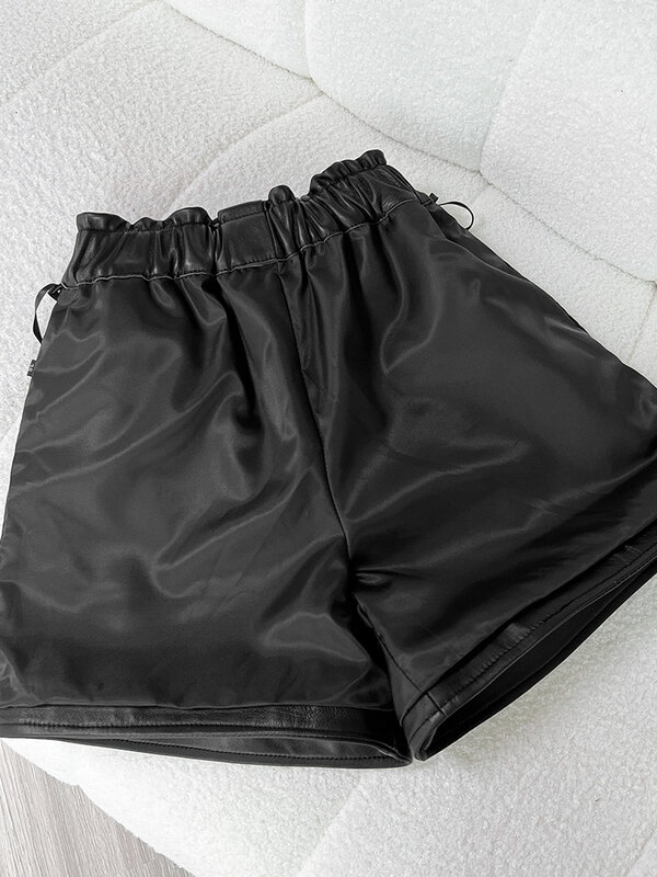 Pantaloncini in pelle di montone per donna Haining 2023 nuovi pantaloncini in pelle casual dimagranti a vita alta elastici a gamba larga