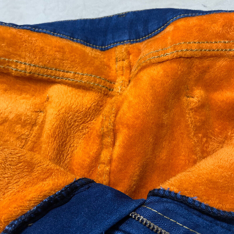 Kobiety termiczne dżinsy Stretch wysokiej talii zimowe pluszowe ciepłe ponadgabarytowe dżinsy Lady Plus Size spodnie obcisłe studenci spodnie damskie obcisłe