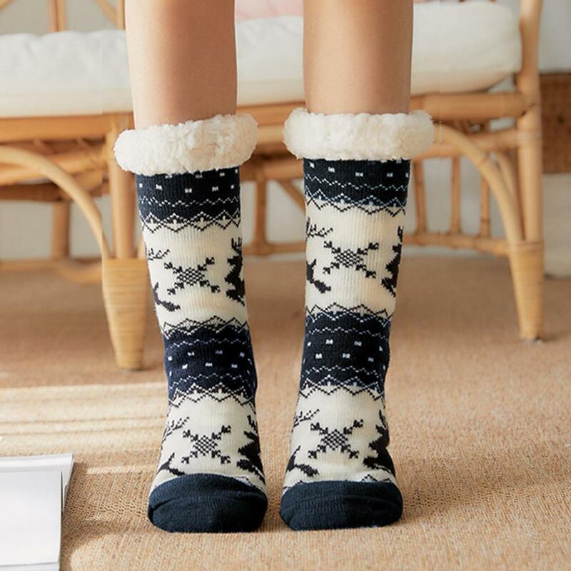 Kaus kaki lantai anti selip, kaus kaki setengah betis lapisan Sherpa elastis lembut, Pelindung kaki pola rusa Natal Non-slip musim dingin untuk wanita