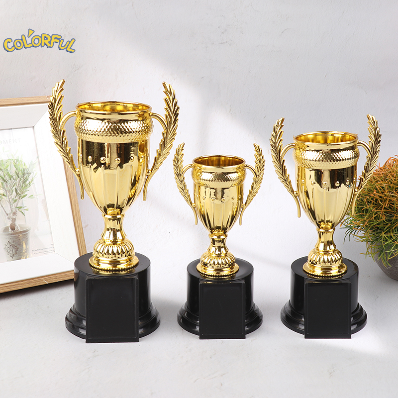 Mini Trophée de Récompense en Plastique pour Enfant, Jouets de Trophées d'Or, Concours de Carnaval, Cadeaux de ix, 1 Pièce
