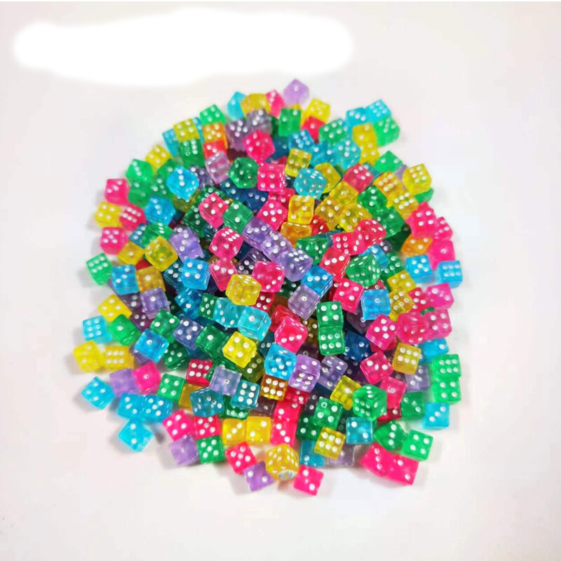 50Pcs 5mm Acrylic Mini Dices Gaming right angle Dice Standard D6 Point Six Sided Cube Dice for Board Game accessories