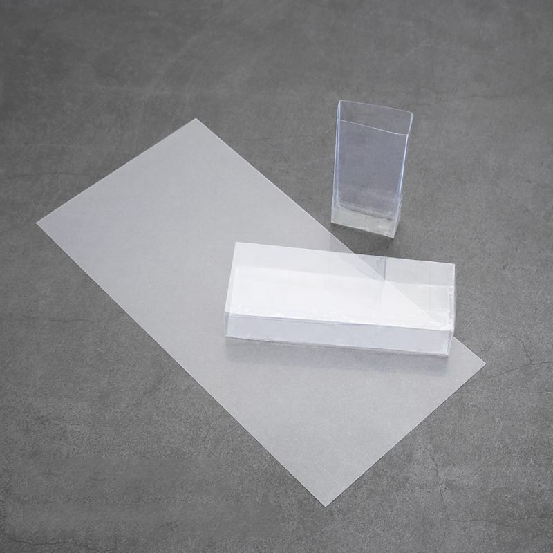 ورقة شفافة من البلاستيك الشفاف سهلة الانحناء والقطع وختم القالب طبقة رقيقة واقية انخفاض الشحن