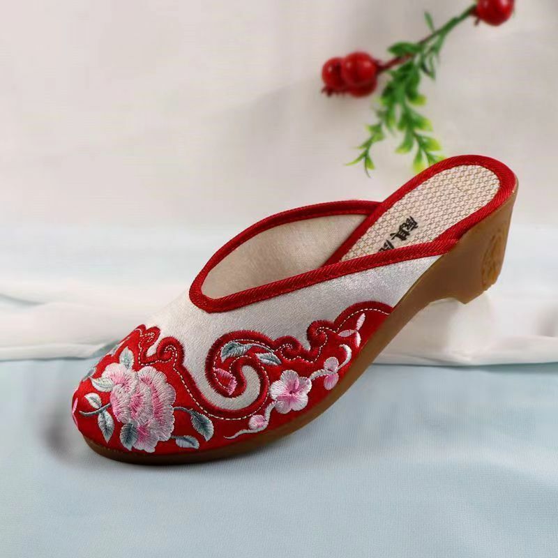 Zapatillas de tacón alto Baotou de malla para mujer, zapatillas bordadas, suela suave, antideslizantes, para el hogar, para exteriores, verano, envío gratis, nuevas