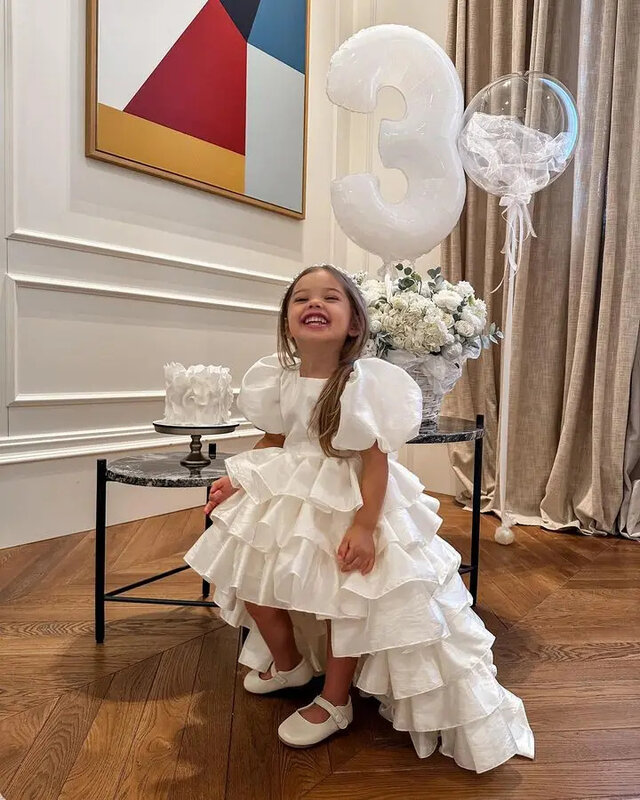 Gaun pesta ulang tahun anak perempuan, gaun pesta ulang tahun anak pita lengan pendek berlapis Satin pernikahan bunga berkilau putih untuk anak perempuan