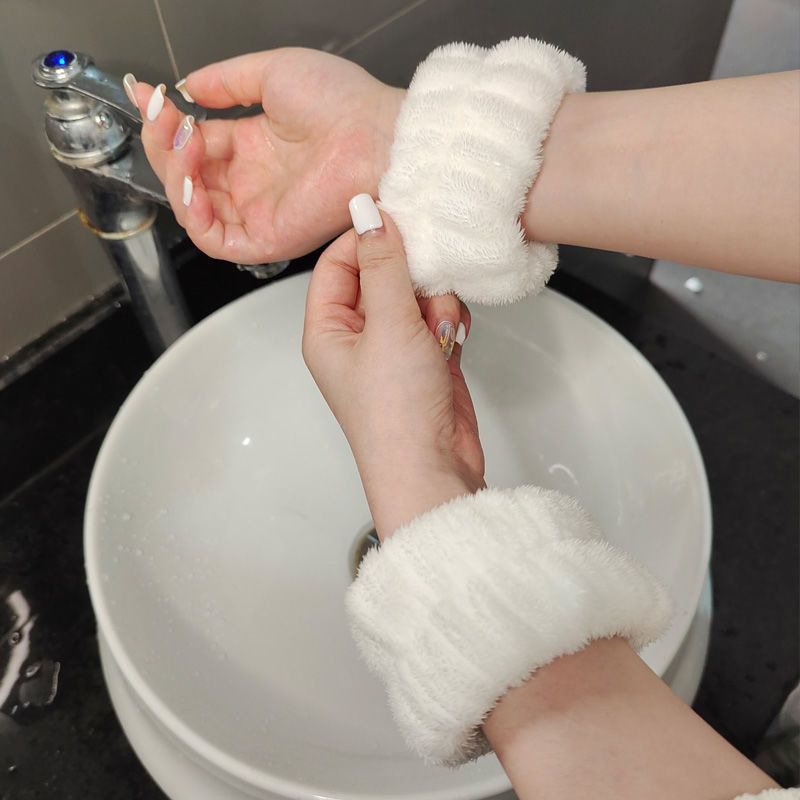 2 szt. Jedna para mycia twarzy i opaski na nadgarstek absorbują wodę sport potu wycieranie bransoletka Hairband odporność na wilgoć rękaw ochraniacz na rękę