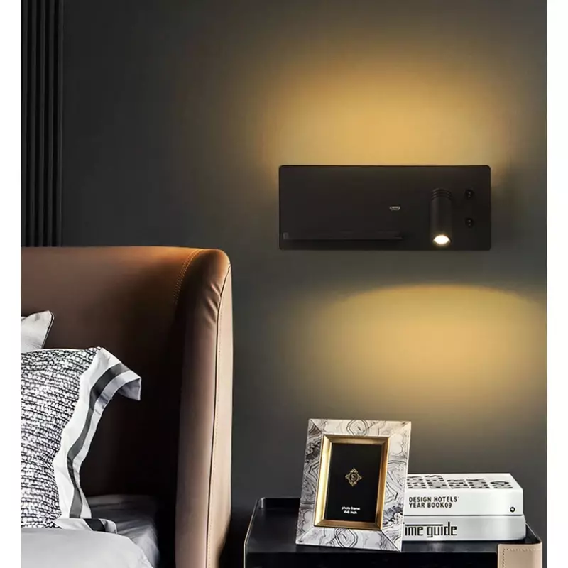 Lampada da parete a Led con ricarica Wireless per camera da letto comodino Hotel ruota illuminazione di lettura lampada di ricarica USB decorazione Spot Lights