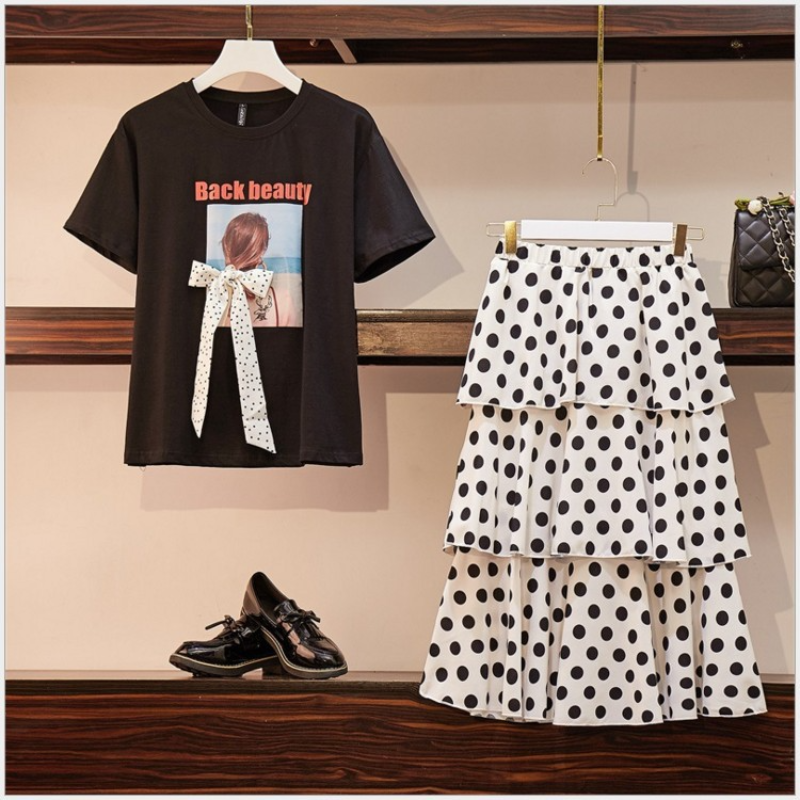 Conjunto de moda para mujer, Top holgado de manga corta, media falda informal, conjunto de dos piezas con reducción de edad, edición coreana, primavera y verano