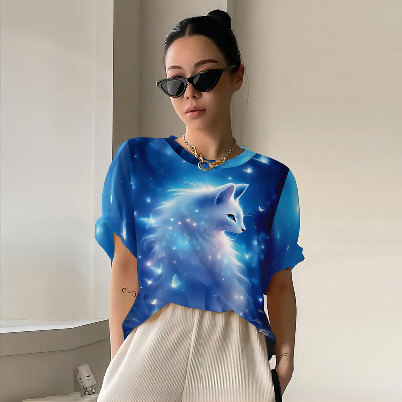 Camiseta feminina gráfica Anime Cat, roupas de menina, gola O, camiseta de manga curta, streetwear feminino de Harajuku, blusa extragrande, verão, 2024