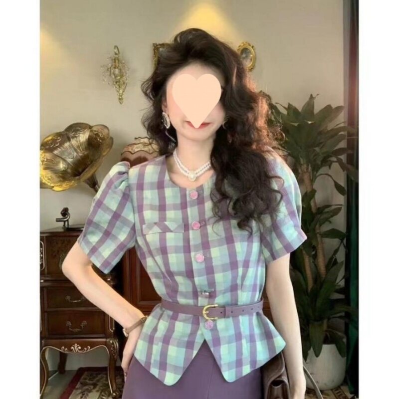 2024 Summer New Retro Hong Kong Style Set Design Sense, Small and Popular Checkered Top Suit Half Skirt Two Piece Set for Women