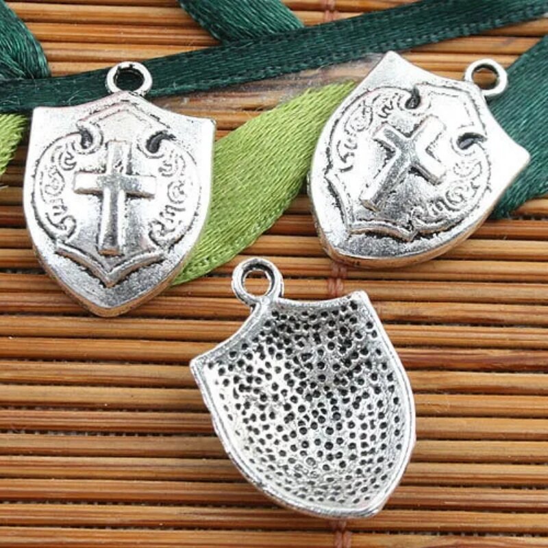 Ciondoli stile croce Color argento tibetano in lega di metallo 21*14mm 30 pezzi EF0106 Charms per la creazione di gioielli