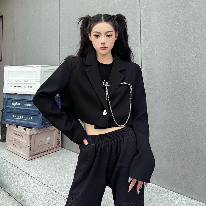 Casual Short Suit Jacket for Women's Autumn 2024 New Long Sleeved New Chain Design Small Coat Top
