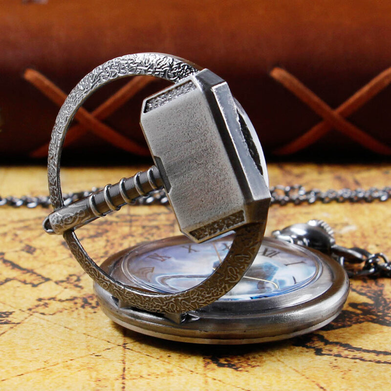 Reloj de bolsillo de cuarzo tallado con números romanos para hombre, colgante collar con, cadena Fob, patrón de película famosa, regalos