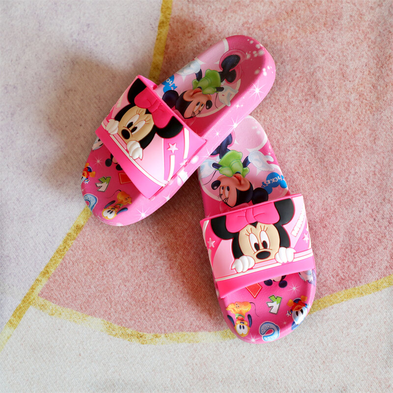 Nuovi sandali estivi per bambini bambini Cartoon Minnie Toddler Boys Girls scarpe con suola morbida pantofole antiscivolo indossabili in tutte le stagioni