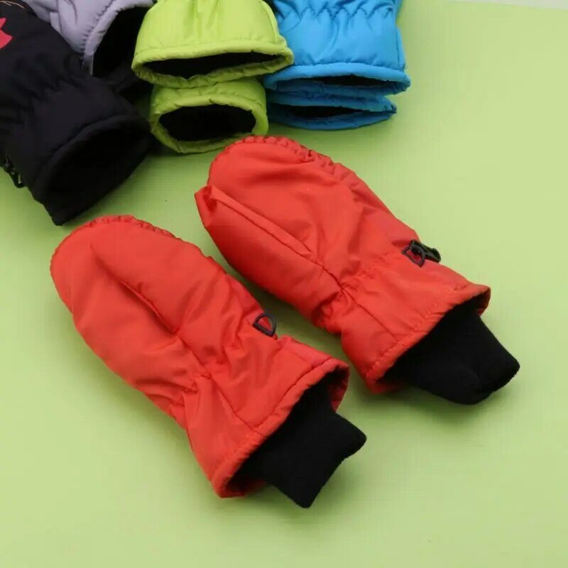 97BE กันน้ำฤดูหนาวถุงมือสำหรับเด็ก Windproof Anti-Slip Thermal นำเสนอ