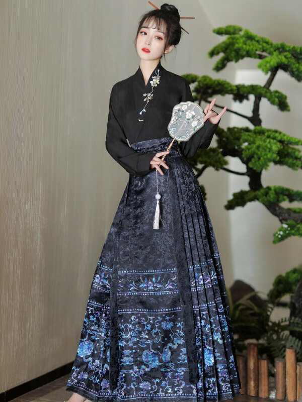 Ming-Made Hanfu rok bolak-balik wanita, pakaian dalam bordir gaya nasional musim semi dan musim panas