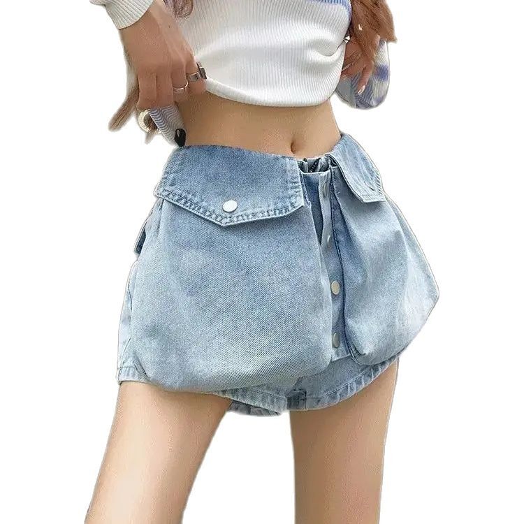 Celana pendek Denim dengan kantong besar tiga dimensi untuk gadis seksi terlihat ramping sederhana dan longgar Celana panas untuk orang kecil