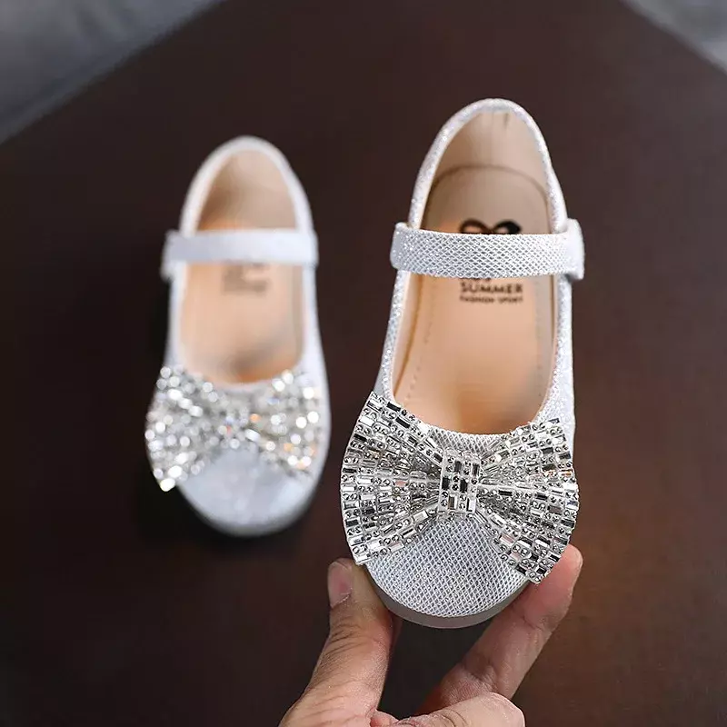 Zapatos planos de cuero con lazo para niña, calzado elegante de princesa con temperamento, zapatos de baile con gancho y lazo, 2024