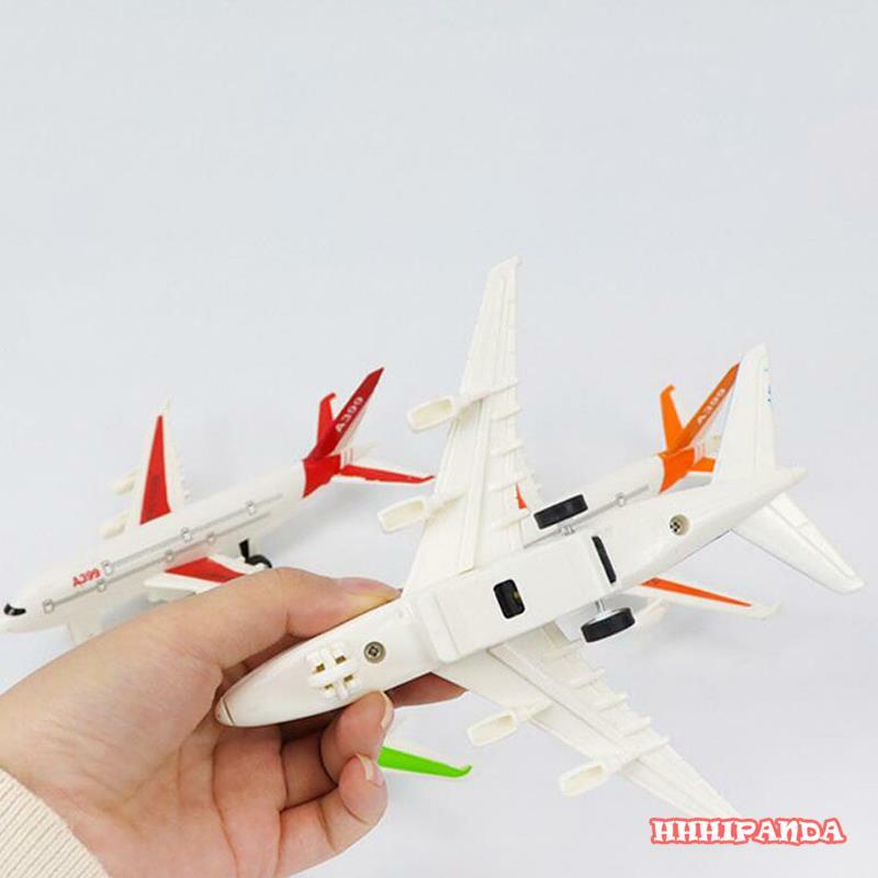1PC Pull Back Plane Toy Air Bus Model Kid Children Fashing Airliner Passenger Plane Toy Passenger Model Toy 【Random Color】