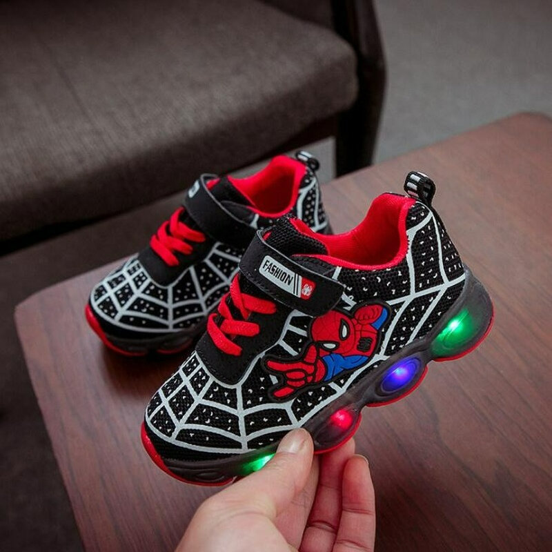 Disney Spiderman Glowing Sneakers para meninos e meninas, Anime Fashion Kids Shoes, LED Light Up Respirável Sports Running Shoes, 2022