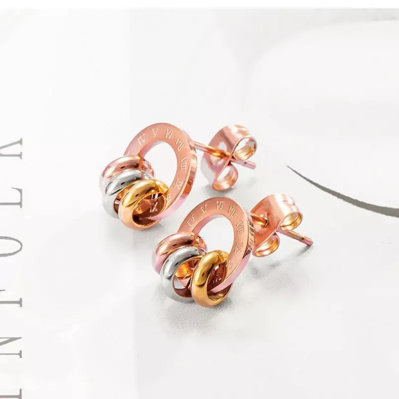 Rose Gold Sweet Earrings for Women New Fashionable Roman Numeral Three-color Earrings with Temperament