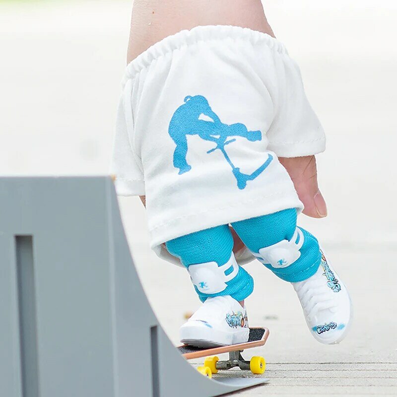 Mini Fingertip Clothes Set Finger Pants T-shirt Scooter Skateboards Tools Outfit Accessories